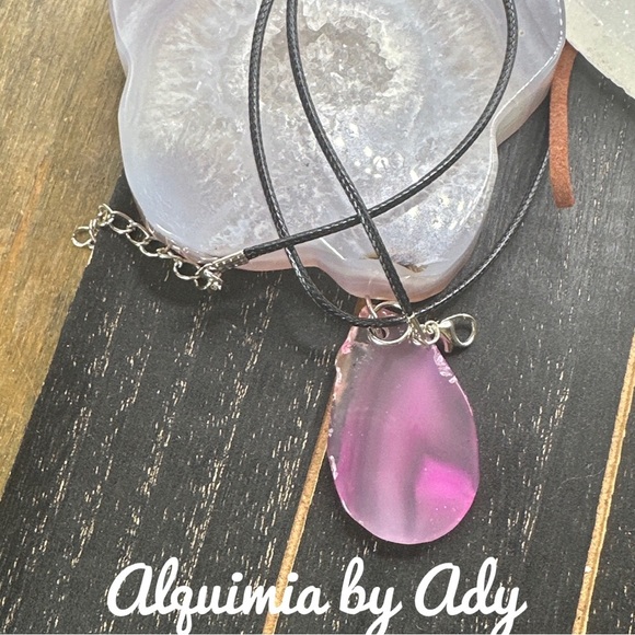 Pink Teardrop Pendant Necklace - Picture 1 of 1